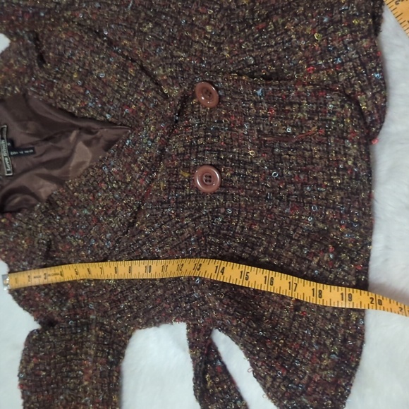 LOVE STITCH Cropped Tweed Frilly Peplum Blazer - Picture 11 of 11